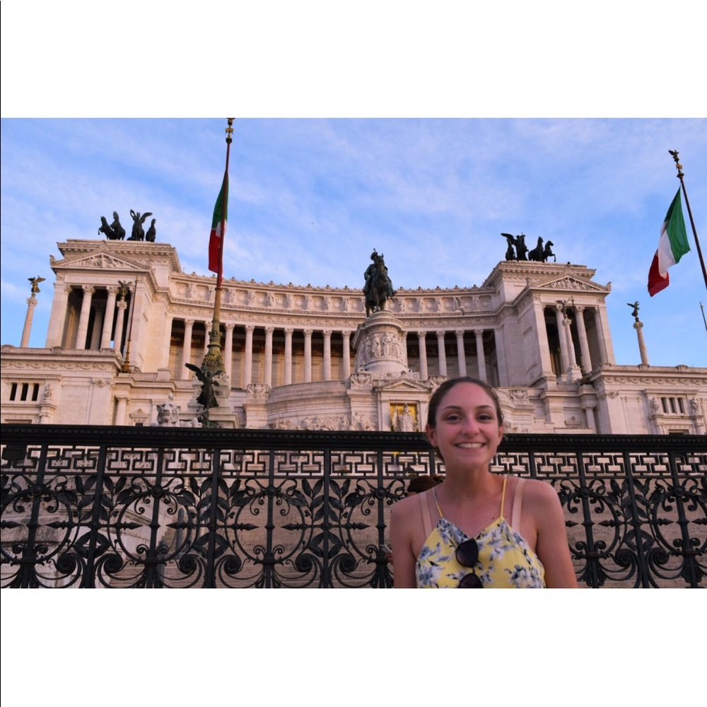 meet your posher, Sara